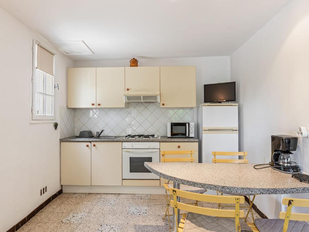 Ferienwohnung Flat In A Beautiful Building With Pool Mèze Exterior foto