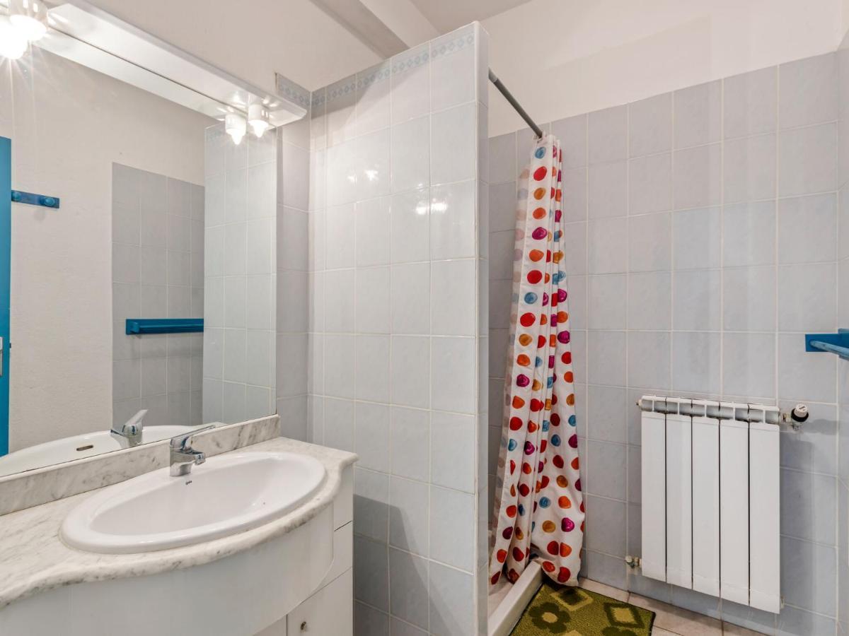 Ferienwohnung Flat In A Beautiful Building With Pool Mèze Exterior foto